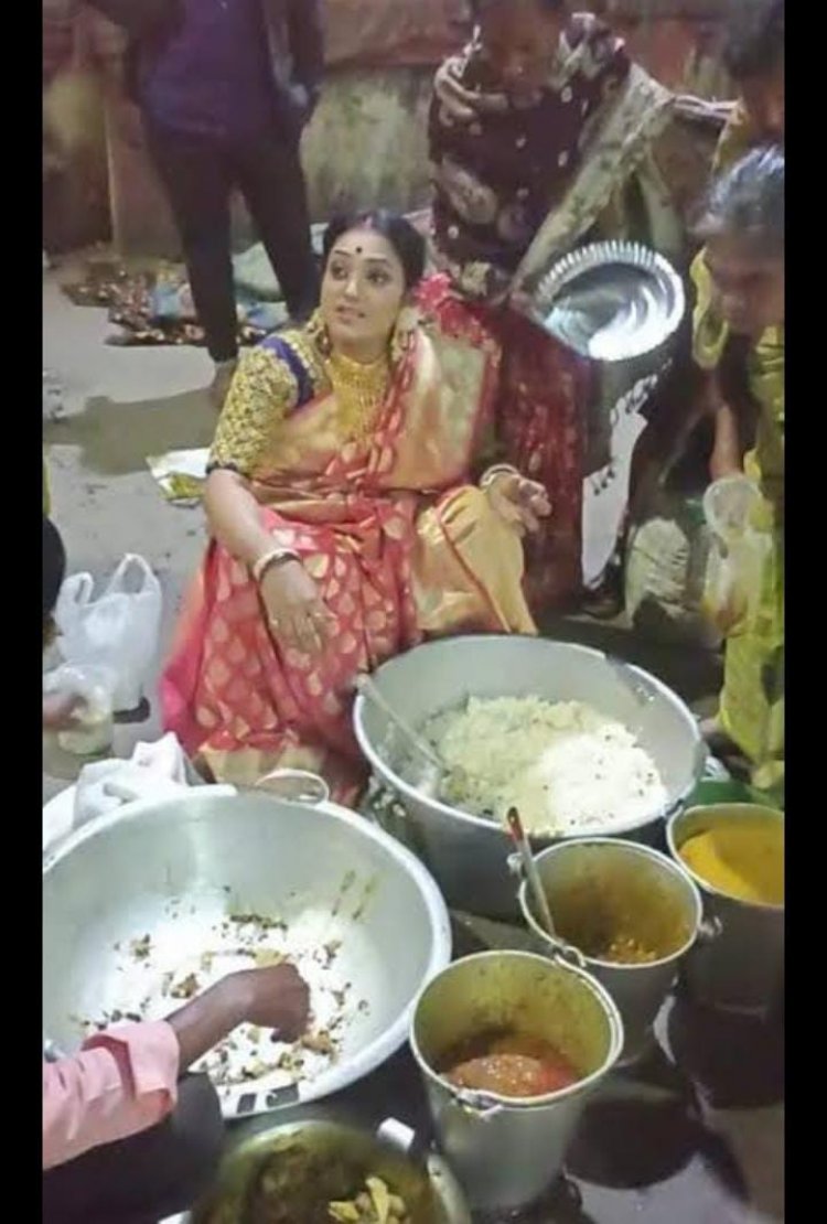 Woman distributes leftover wedding food among the needy, Meet the Messiah of West Bengal